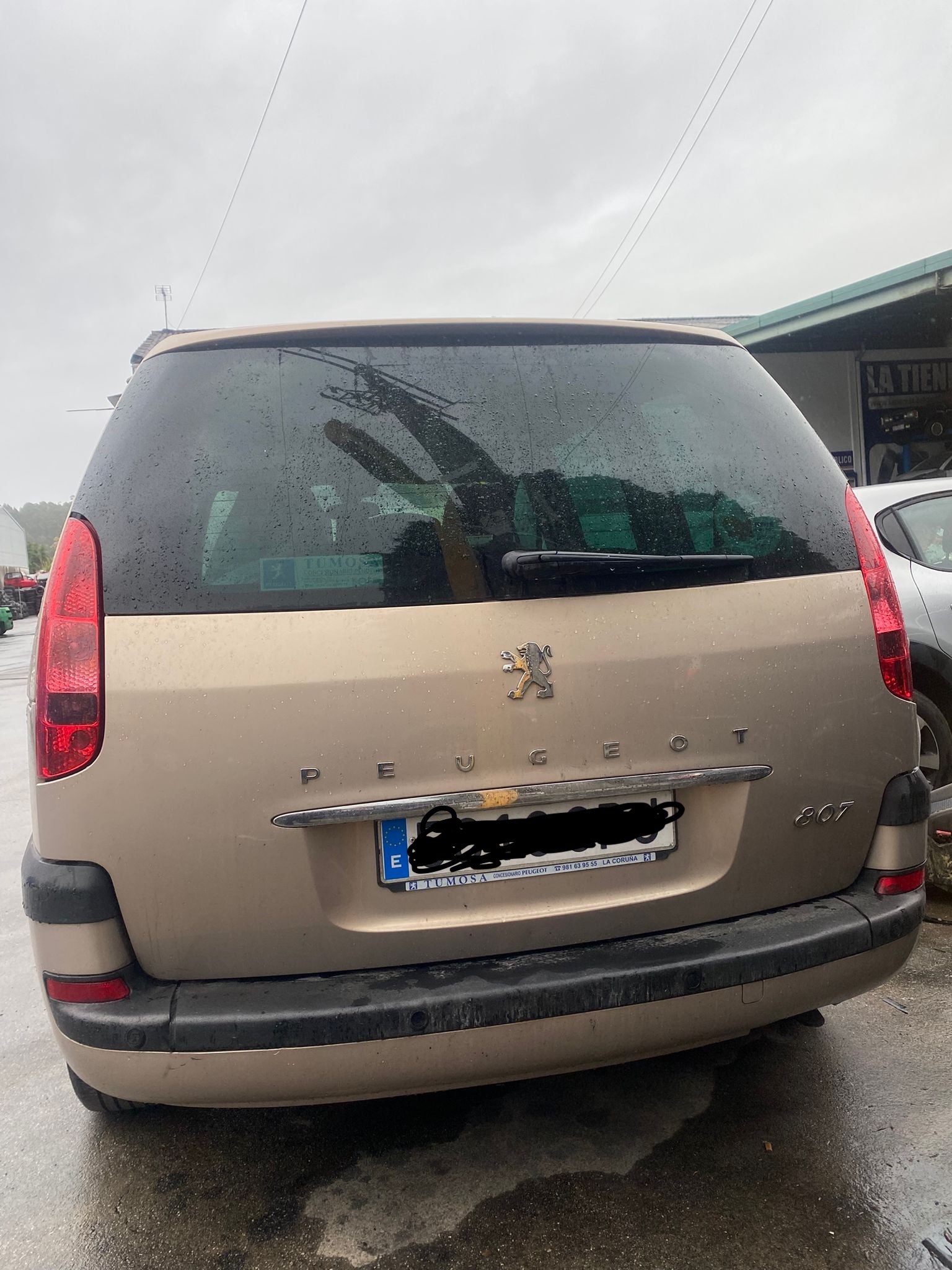 PEUGEOT 807