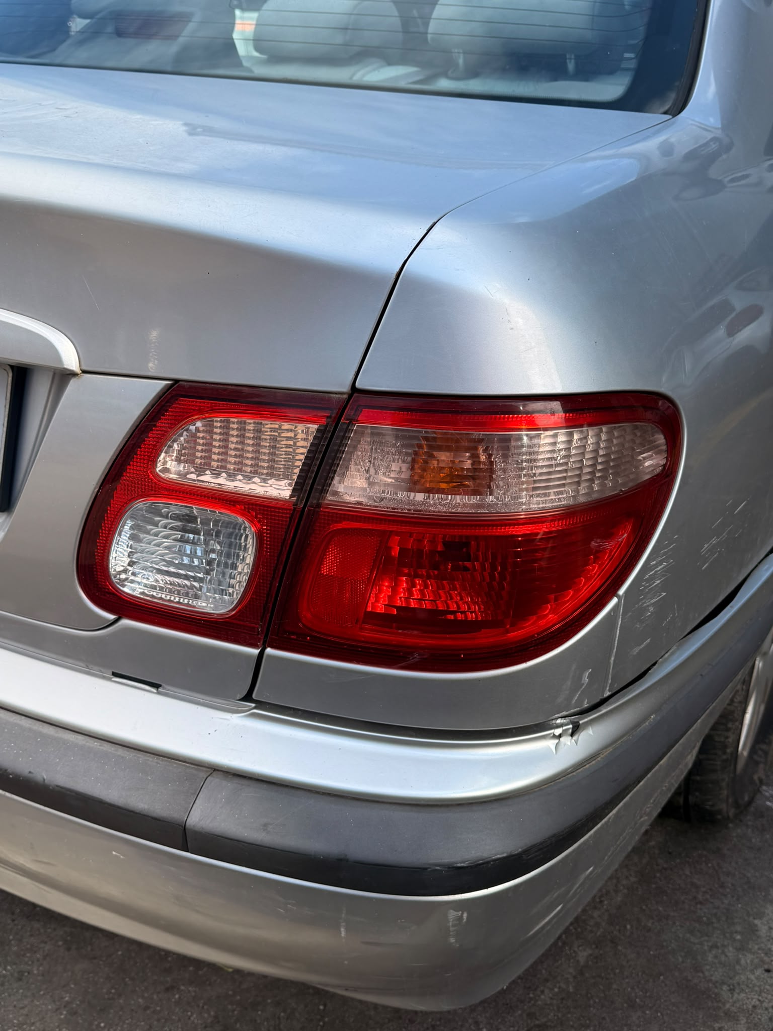 NISSAN ALMERA 1.8 GASOLINA 2001