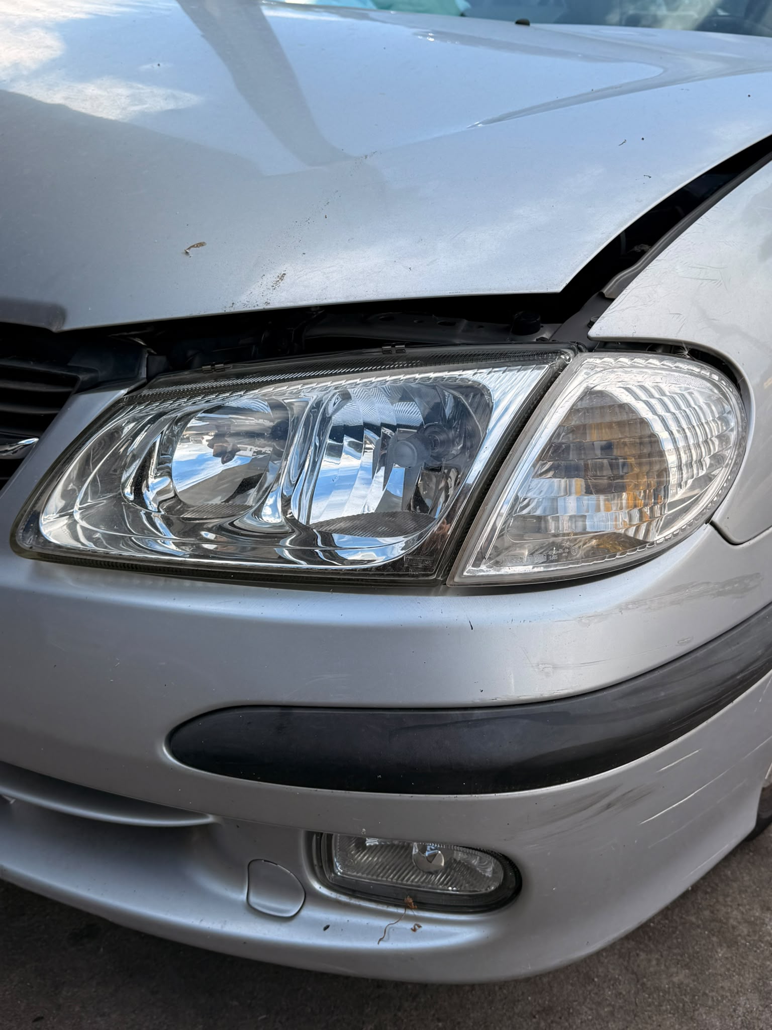 NISSAN ALMERA 1.8 GASOLINA 2001