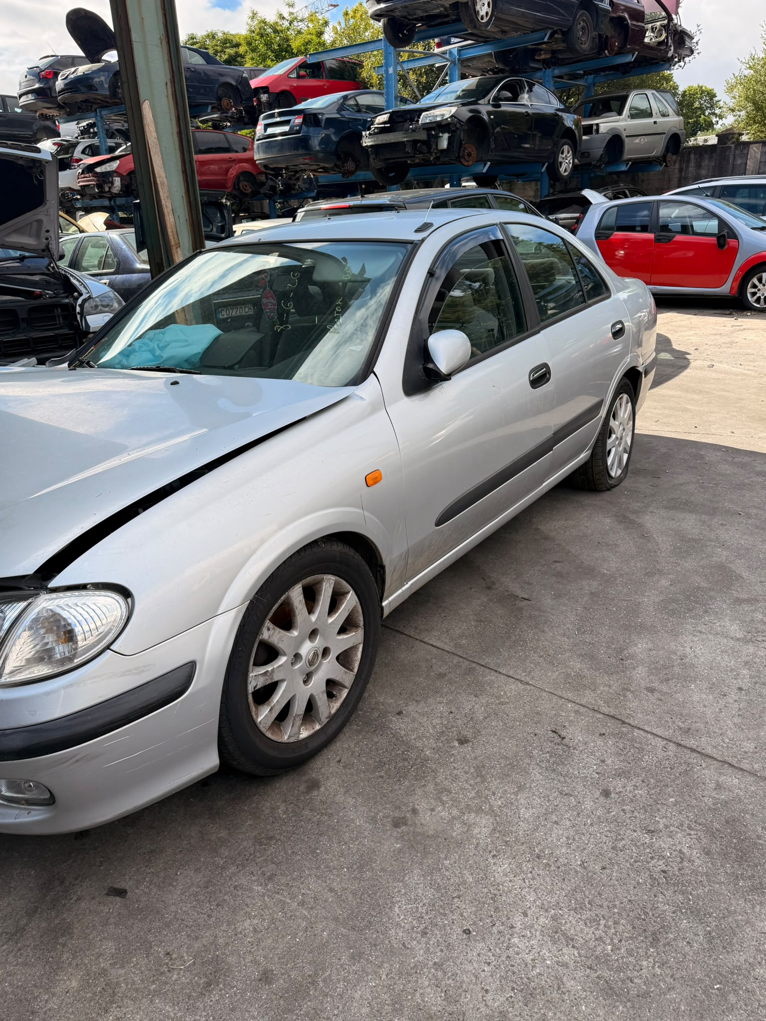 NISSAN ALMERA 1.8 GASOLINA 2001