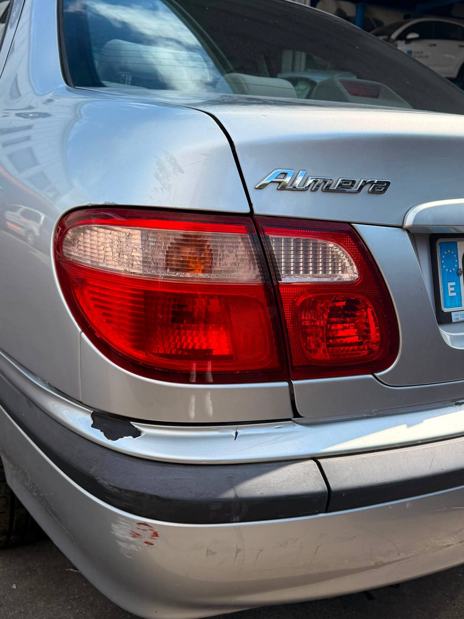 NISSAN ALMERA 1.8 GASOLINA 2001