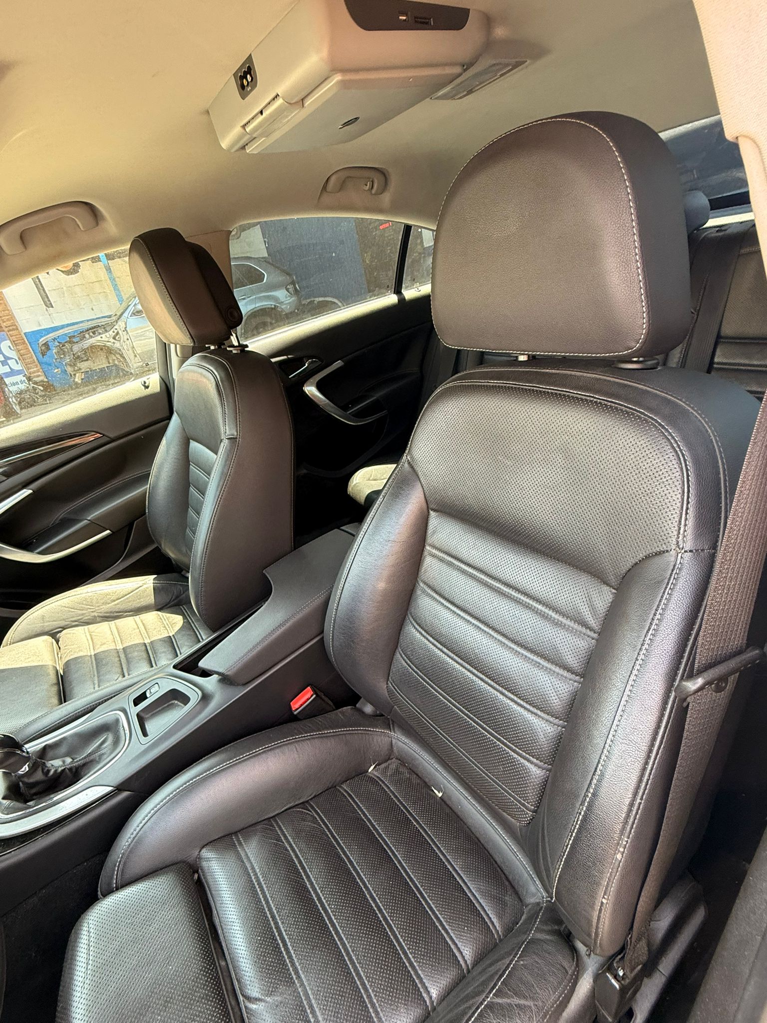 OPEL INSIGNA 2010 2.0CDTi