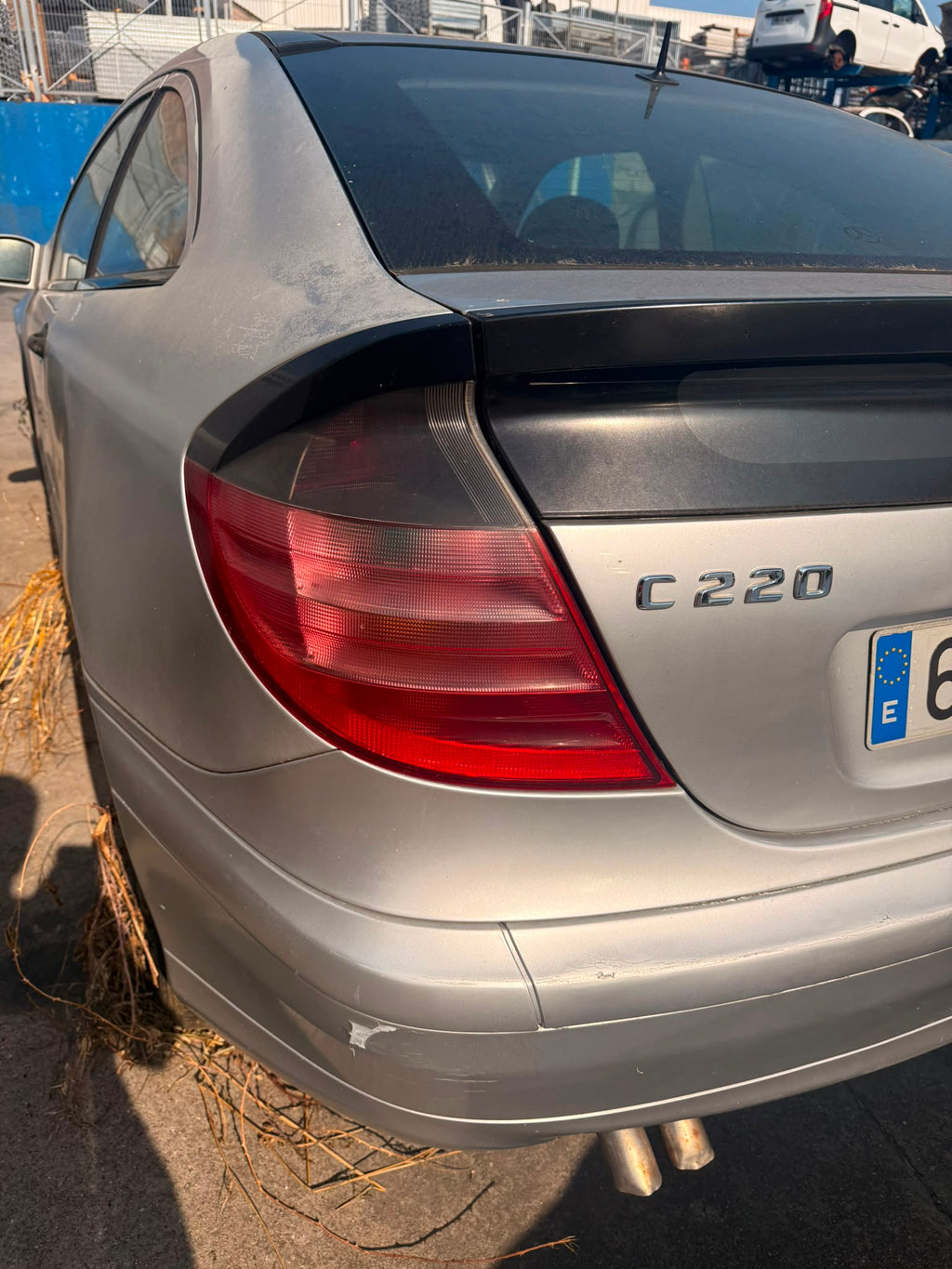 MERCEDES  C220 CDI 143CV
