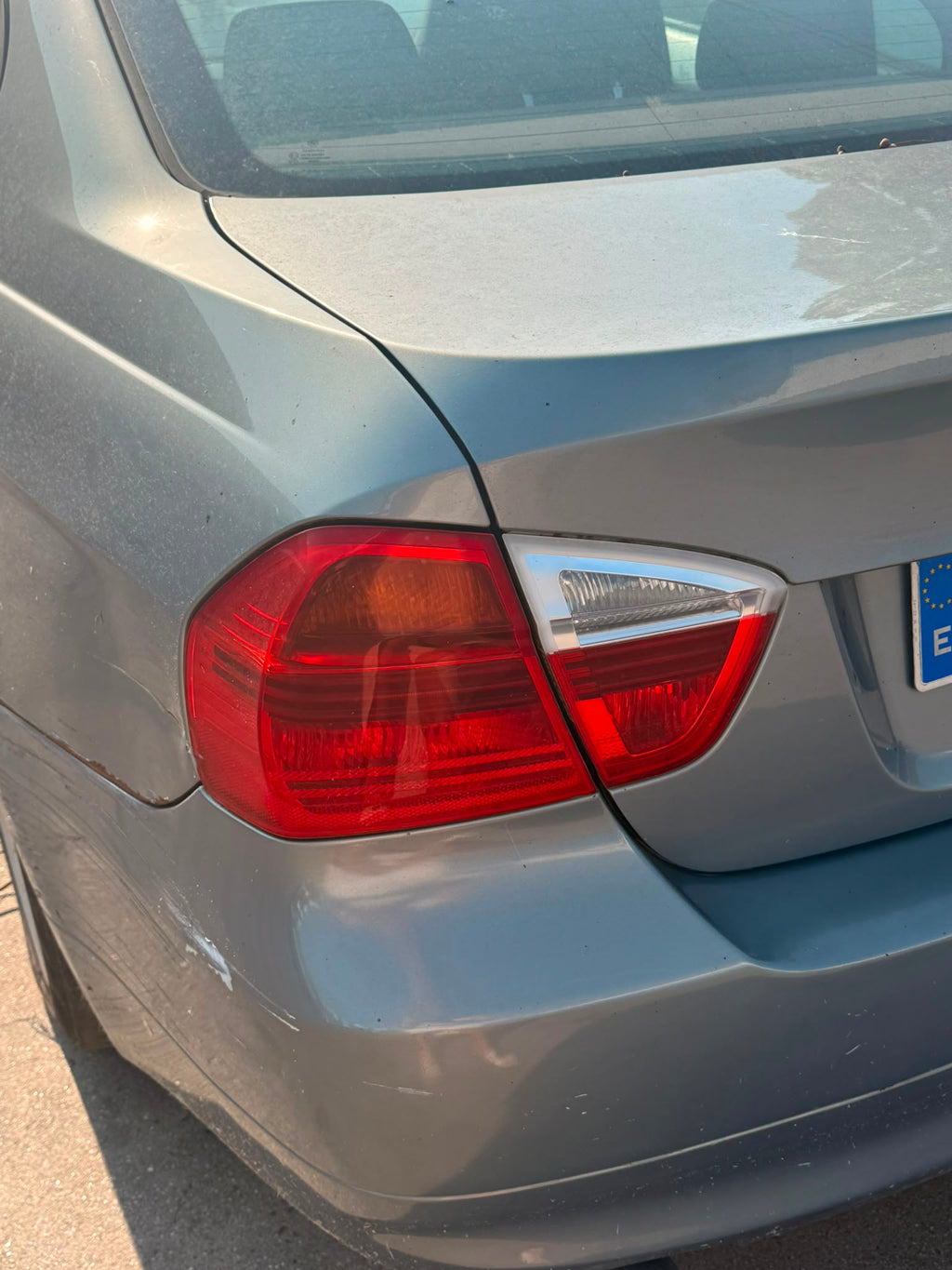 BMW 320i E90