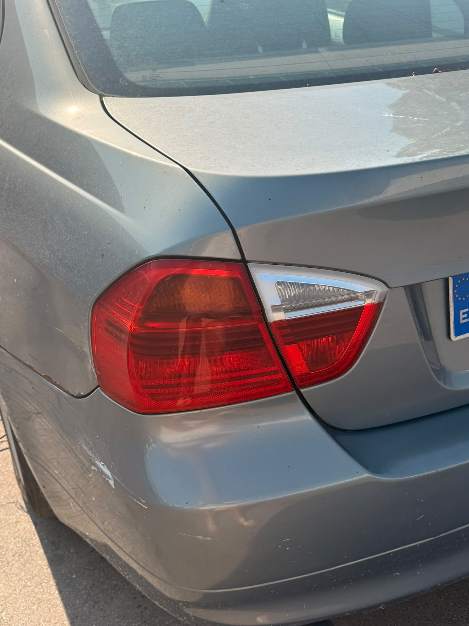 BMW 320i E90