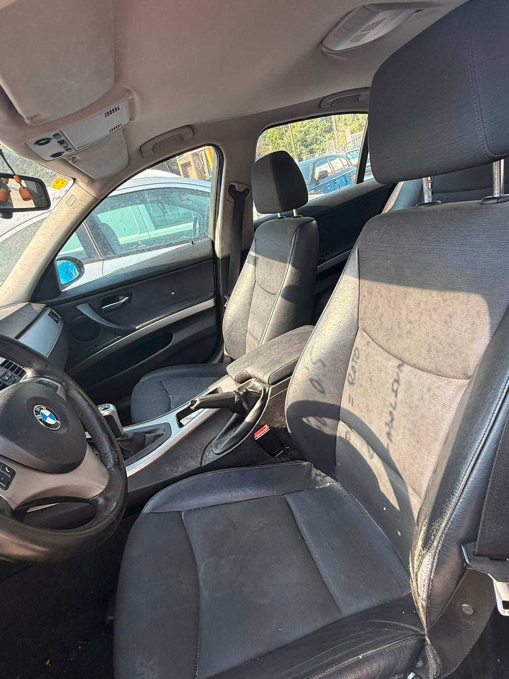 BMW 320i E90