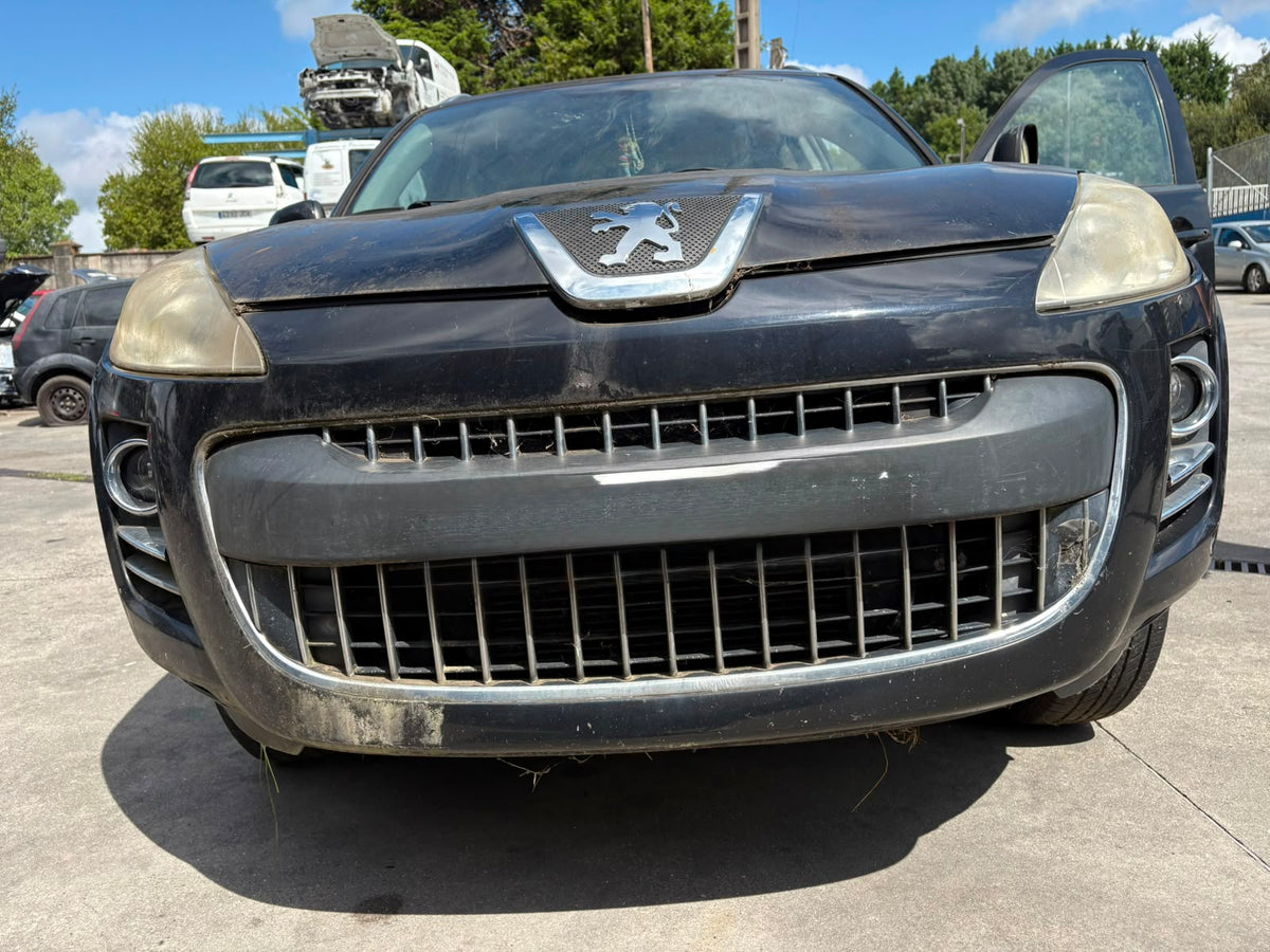 PEUGEOT 4007