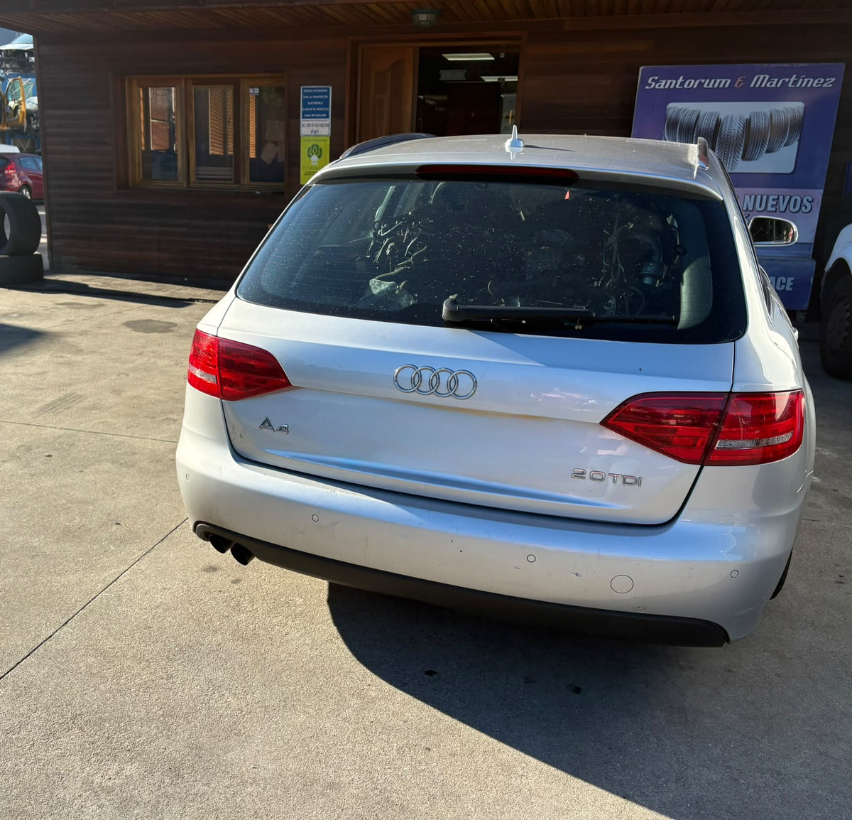 AUDI A4 B8 2.0 TDI