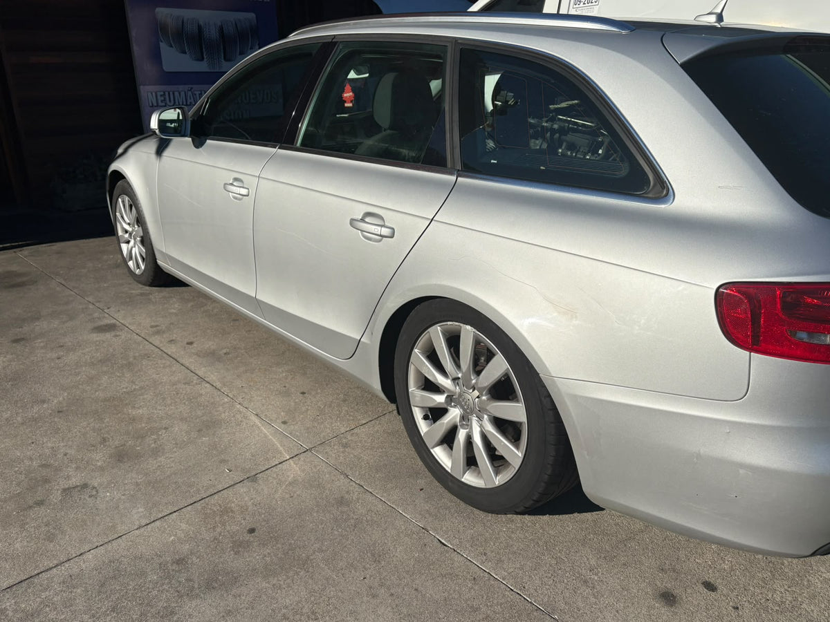 AUDI A4 B8 2.0 TDI