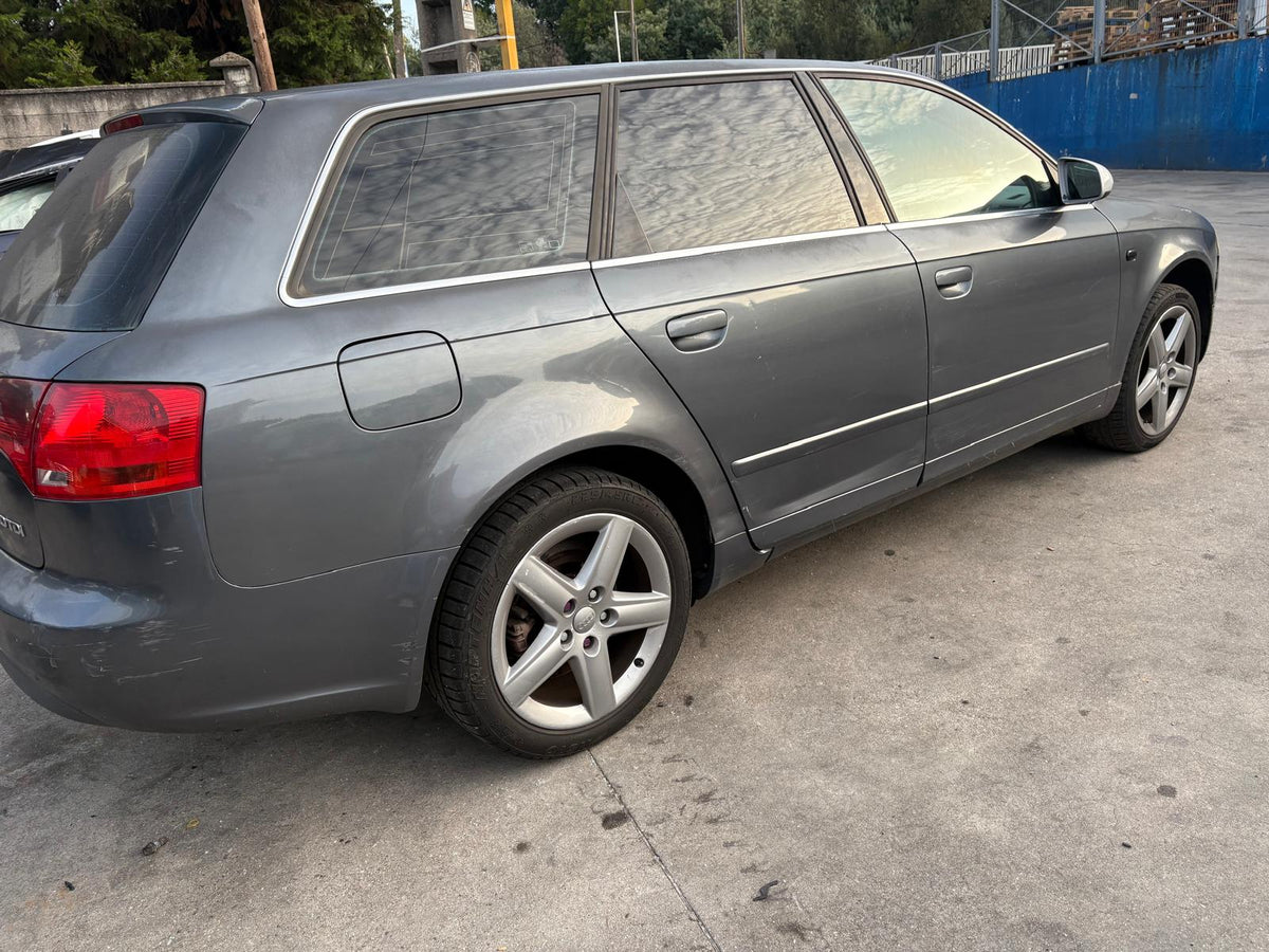 AUDI A4 B7